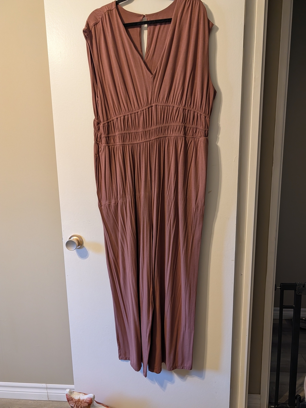 Old Navy Dusty Rose Sleeveless V-Neck Wide-Leg Jumpsuit
